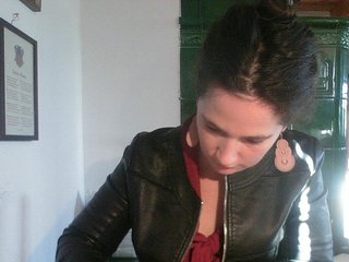 Erotik görüntülü sohbet AmanelWhite