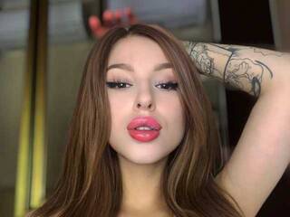 Erotik görüntülü sohbet AminaSicret