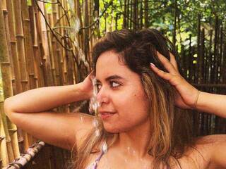 Erotik görüntülü sohbet Ana-Lee