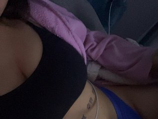 Erotik görüntülü sohbet andreeadeea