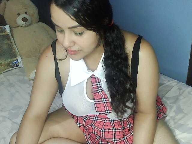 Yayın ekran görüntüleri Andreinaswith