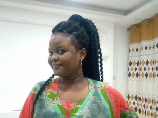 Erotik görüntülü sohbet Cute-smile1