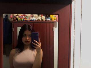 Erotik görüntülü sohbet Angela-millers