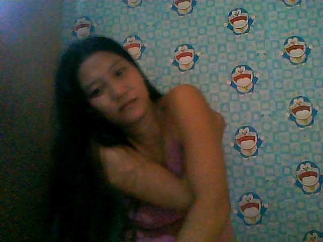 Fotoğraflar AngelineXX hi hun welcome to my room let me know how can i help you...its my pleasue to make u happy :)