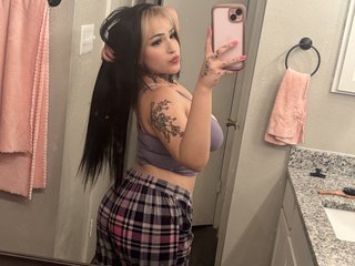 Erotik görüntülü sohbet Angelynraynex