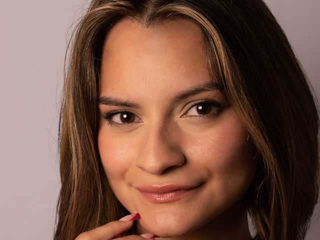 Profilin fotoğrafı Angie-Pirs