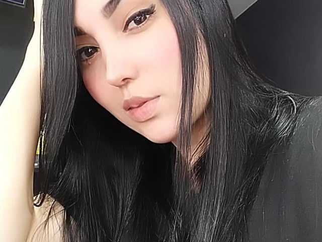 Profilin fotoğrafı angielatin