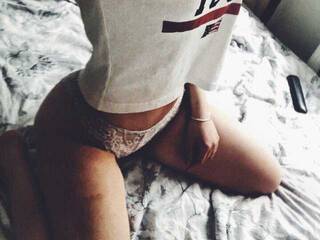 Erotik görüntülü sohbet Anna21-1