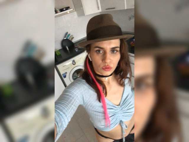 Yayın ekran görüntüleri annabella
