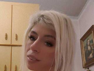 Erotik görüntülü sohbet Annarella94a