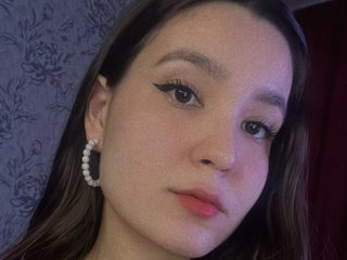 Erotik görüntülü sohbet annie-fleur