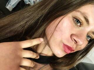 Erotik görüntülü sohbet annieswit