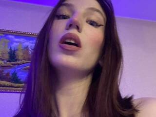 Erotik görüntülü sohbet AnniWi