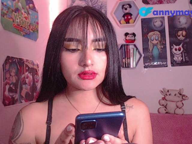 Fotoğraflar annymayers hello guys I am a super sexy girl with desire to have fun all night come and try all my power1000 squirt at goal #spit #tits #latina #daddy #suck #dirty #anal #squirt #lush