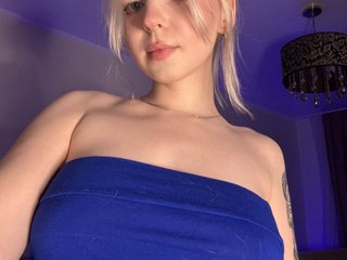 Erotik görüntülü sohbet AnnyMilky