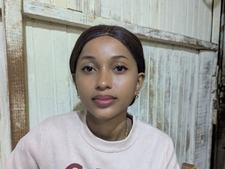 Erotik görüntülü sohbet Anousca