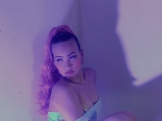 Erotik görüntülü sohbet AmbarAnthonellaMarquez
