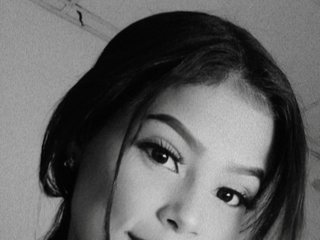 Erotik görüntülü sohbet AntonelaMulle