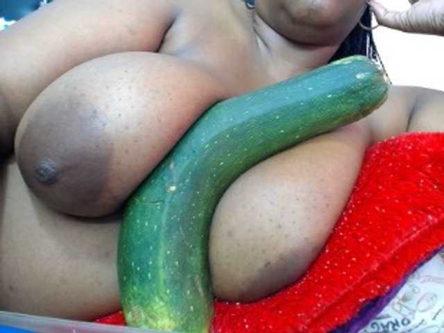Fotoğraflar antonelax #ass #pussy #lush #domi #squirt #fetish #anal deep cucumber #tokenkeno