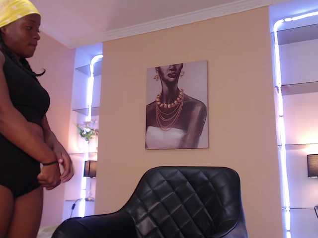 Fotoğraflar antonella-dava hola bienvenidos a mi sala es un gusto que estén aquí #ebony #teen