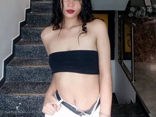 Erotik görüntülü sohbet AntonellaRuiiz