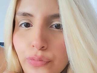 Erotik görüntülü sohbet AnyelaRose