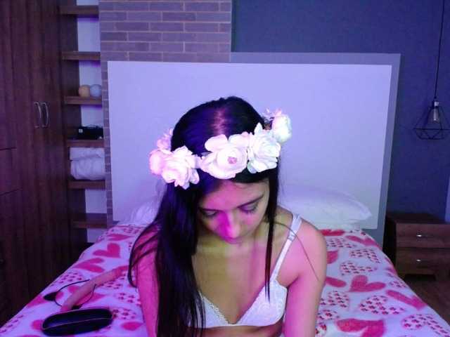 Yayın ekran görüntüleri Anyrose