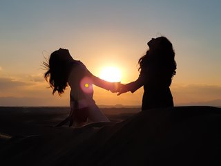 Erotik görüntülü sohbet Arabian-girles