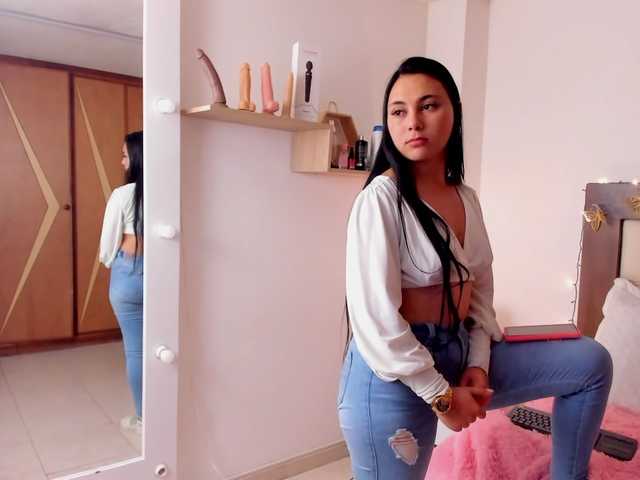 Fotoğraflar Ariana-bel Today I hope a great day and I know a little as a new model in Bongacams.com