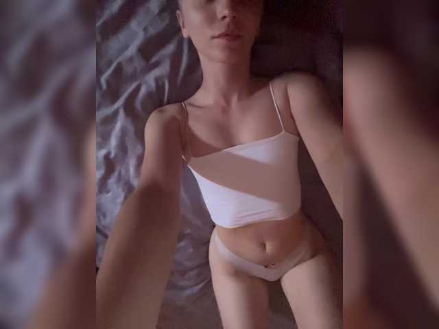 Yayın ekran görüntüleri Ariana25