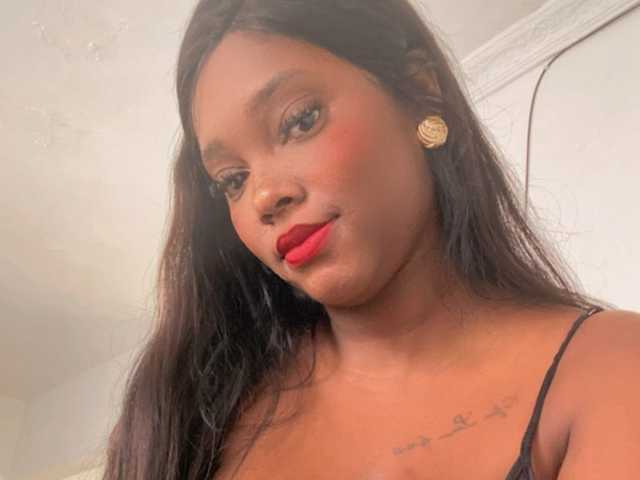 Profilin fotoğrafı AriannaxxxHot