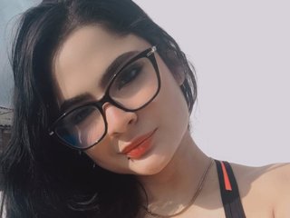 Erotik görüntülü sohbet Ariel-Campbell