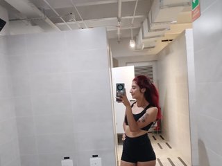 Erotik görüntülü sohbet Ariel-Little18