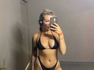 Erotik görüntülü sohbet ArielArls