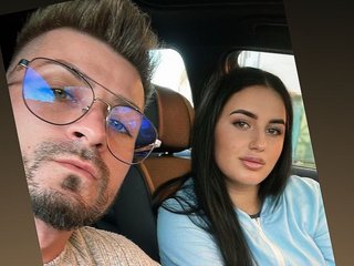 Erotik görüntülü sohbet ArysandBrianna