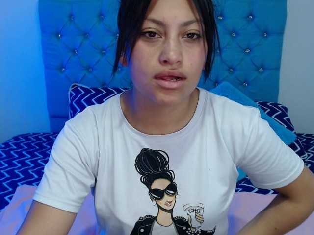 Yayın ekran görüntüleri ASHHLEYROBERT