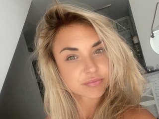 Erotik görüntülü sohbet AshleyPerfect