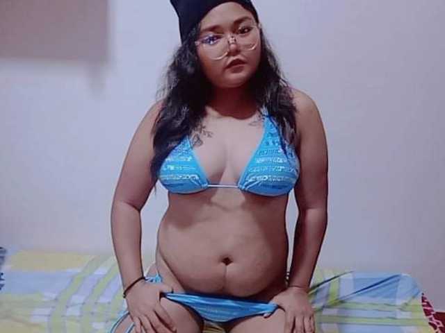 Profil resmi AsianHottie69