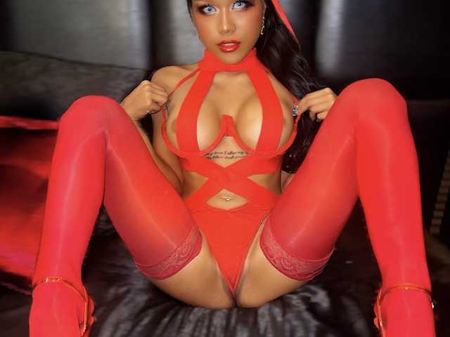 Profilin fotoğrafı asiansquirt69