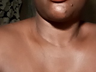 Erotik görüntülü sohbet Assybusty