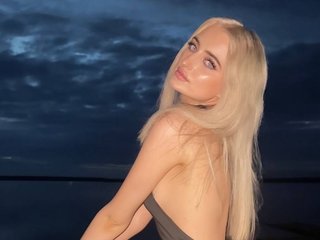 Erotik görüntülü sohbet AuraLahrman