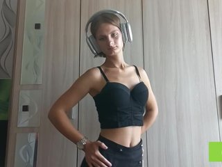 Erotik görüntülü sohbet AuroraRow