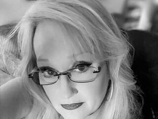 Erotik görüntülü sohbet Ava6j74