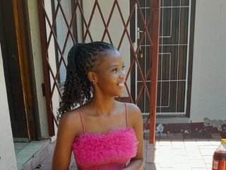 Erotik görüntülü sohbet BadGirlMonaa