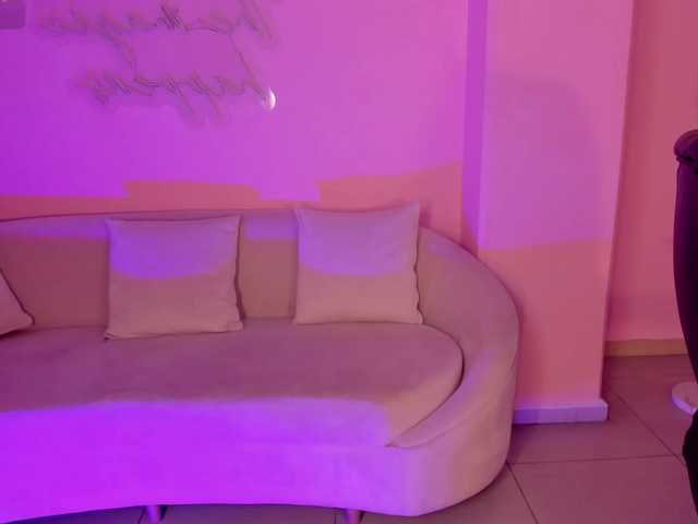 Yayın ekran görüntüleri BeccaRoberts