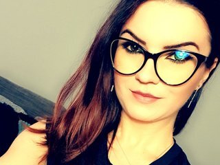 Erotik görüntülü sohbet Bella-Diamond