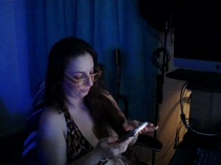 Erotik görüntülü sohbet BellaBloom