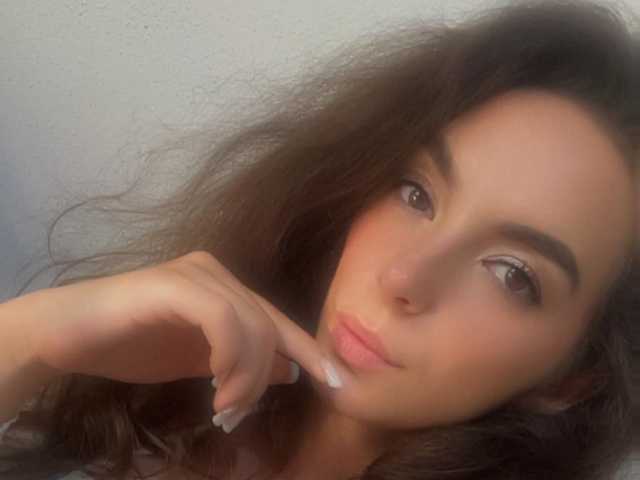 Profilin fotoğrafı bellaqueen0701