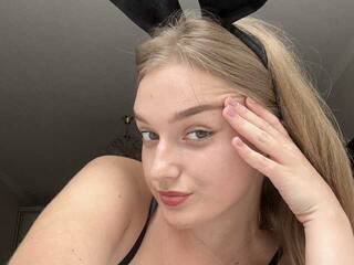 Erotik görüntülü sohbet Bellatrisssaaa