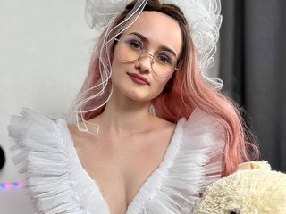 Erotik görüntülü sohbet Betty-Lov